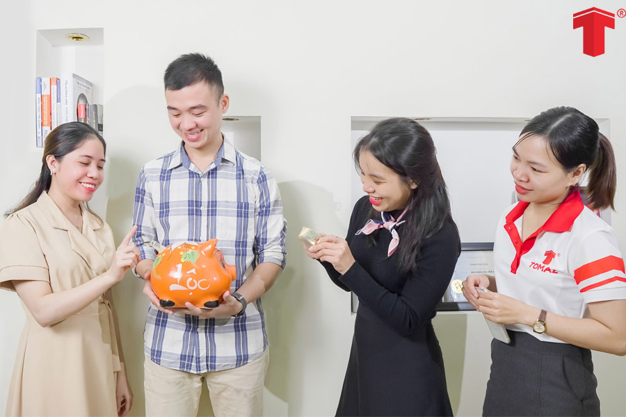 Hoạt động nuôi heo đất giúp các thành viên thực hiện sứ mệnh gieo hạt yêu thương